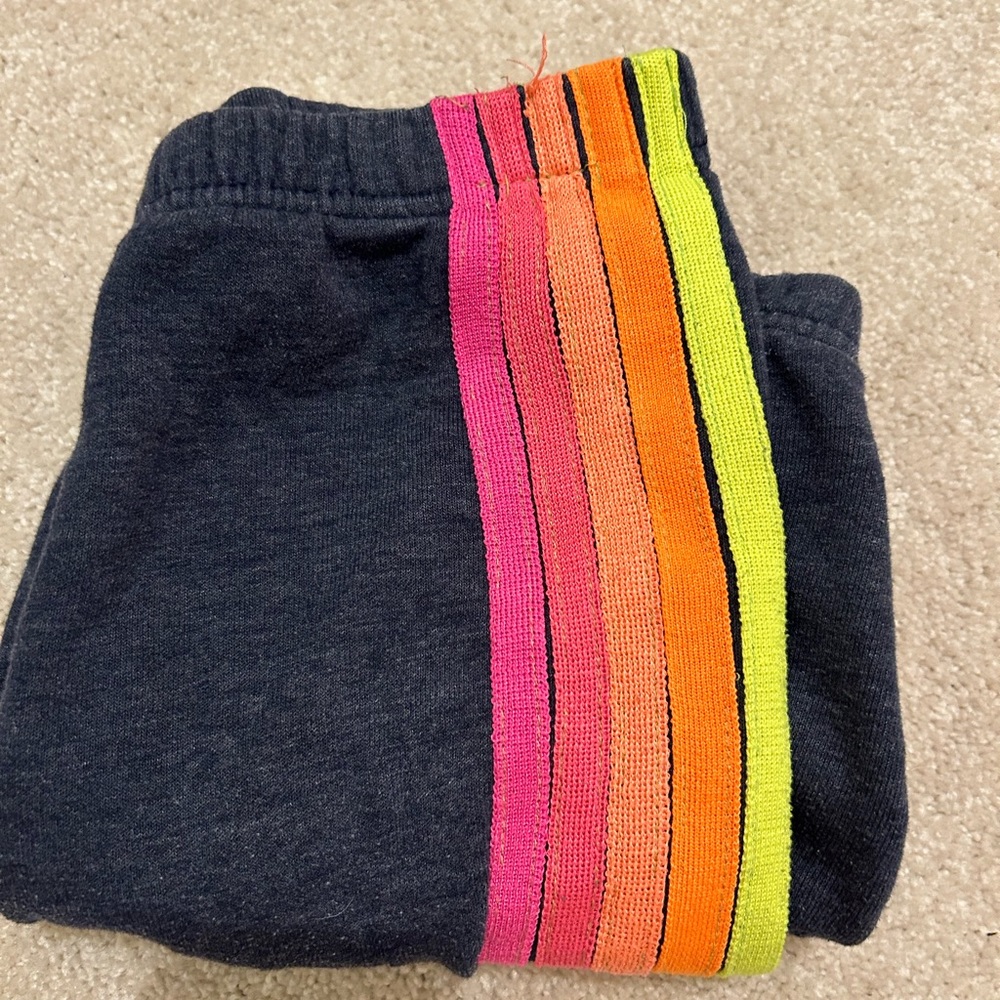 Super cute aviatornation girls sweatpants!